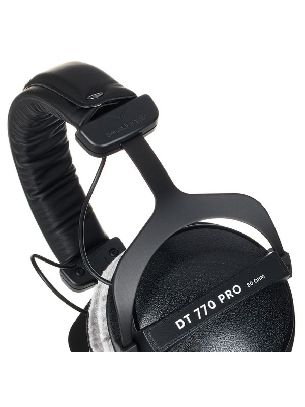 beyerdynamic-dt-770-pro-80-ohm-close-up--studio-headphones---musicaholic-mauritius.jpg