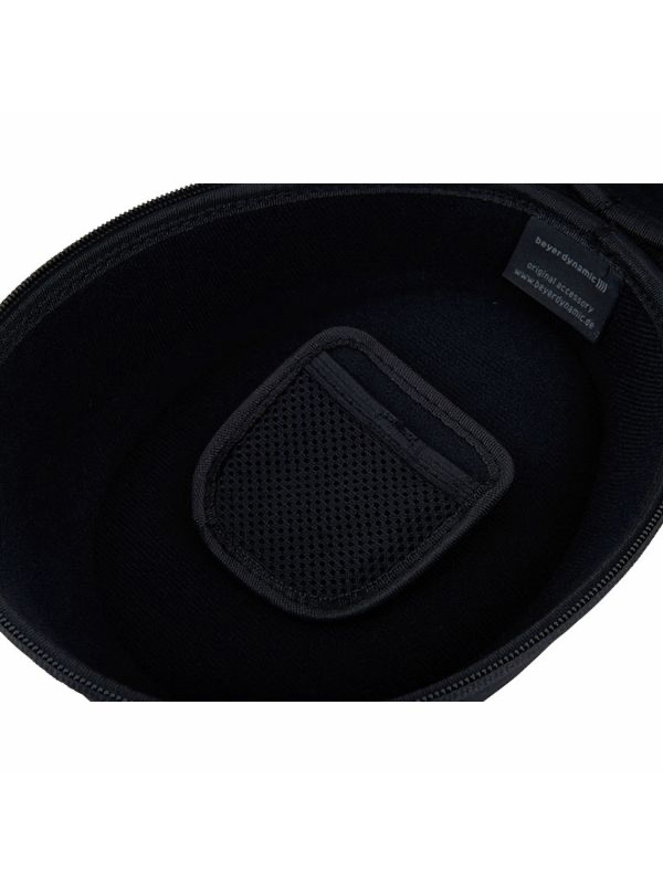 beyerdynamic-headphone-hardcase-with-zipper-inside-mauritius-musicaholic.jpg